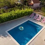 ヴィラ D'house Vinišće