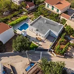 D'house Vinišće