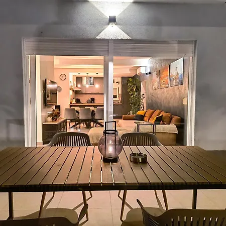 D'house Villa