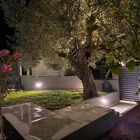 D'house Villa Vinisce