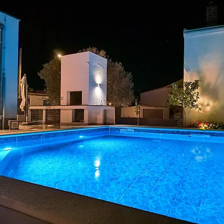 D'house * Vinisce